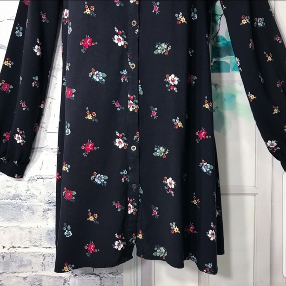WAS  $99  EYESHADOW Floral Button Down Long Shirt Dress - Picture 7 of 12